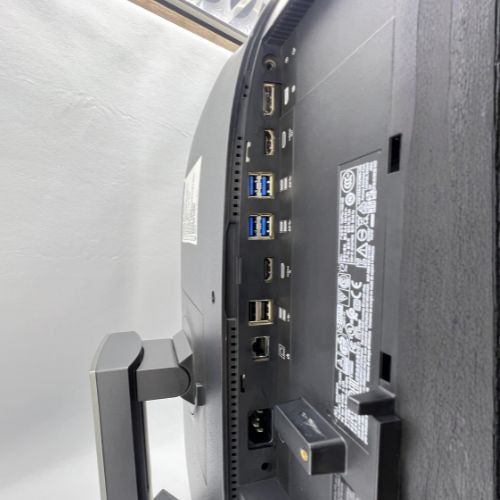 Dell OptiPlex 7450 All In One (Pantalla 23.8", Intel Core i5 de 7° Gen, 16GB DDR4, 256GB SSD, Windows 11 Pro) REMATE - C004477