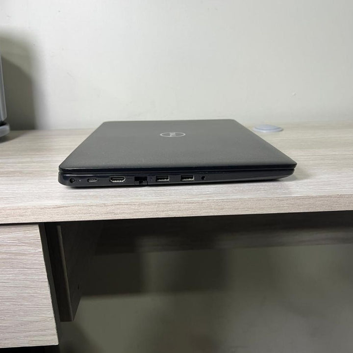 Notebook Dell Latitude 3400 (Pantalla 14″, Intel Core i3 de 8° Gen, 8GB DDR4, 256GB M.2, Teclado Japones, Windows 11 Pro) Reacondicionado REMATE - C001391