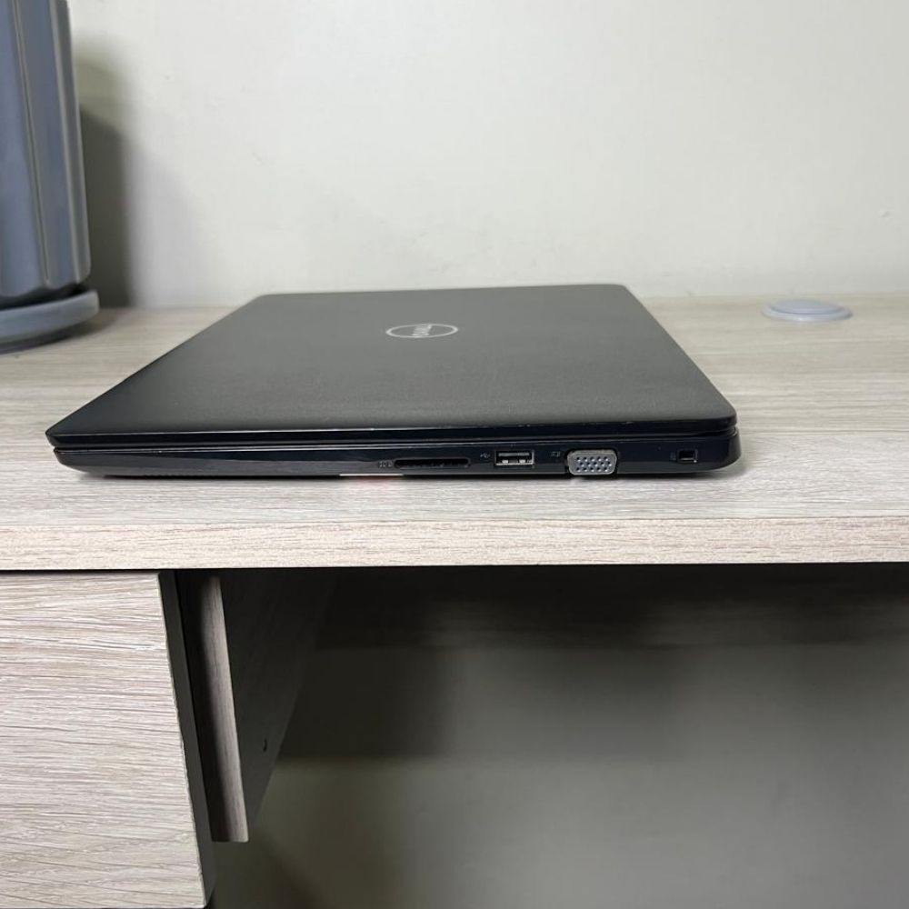 Notebook Dell Latitude 3400 (Pantalla 14″, Intel Core i3 de 8° Gen, 8GB DDR4, 256GB M.2, Teclado Japones, Windows 11 Pro) Reacondicionado REMATE - C001391